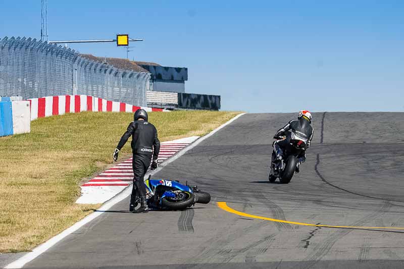 donington no limits trackday;donington park photographs;donington trackday photographs;no limits trackdays;peter wileman photography;trackday digital images;trackday photos